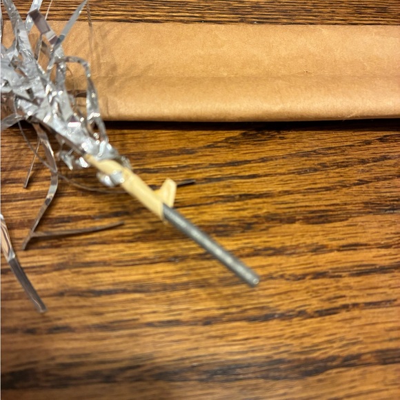 Vintage Aluminum Christmas Tree - Picture 11 of 15